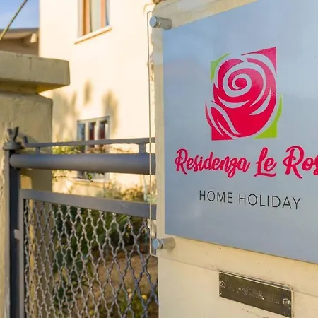 Feriehus Gardaland Residenza Le Rose! 120 M2 *